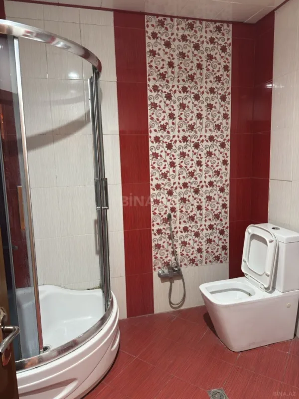 Kirayə verilir 2 otaqlı mənzil 80 m²