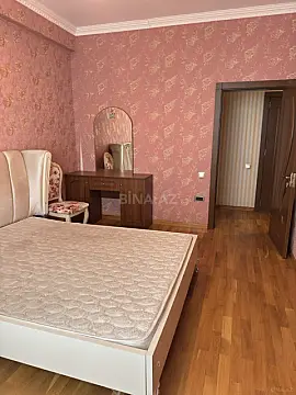 Kirayə verilir 2 otaqlı mənzil 80 m²