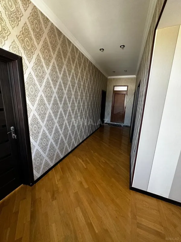 Satılır 6 otaqlı həyət evi 250 m²