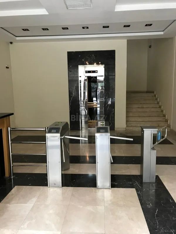 Kirayə verilir 7 otaqlı ofis 250 m²
