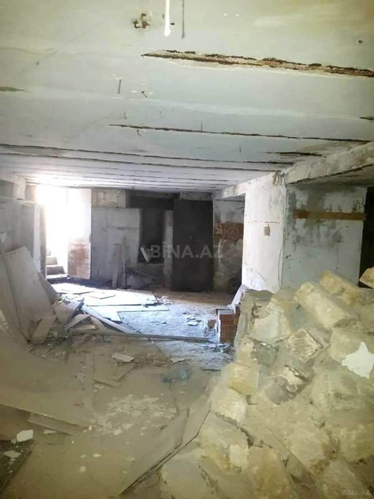 Satılır obyekt 50 m²