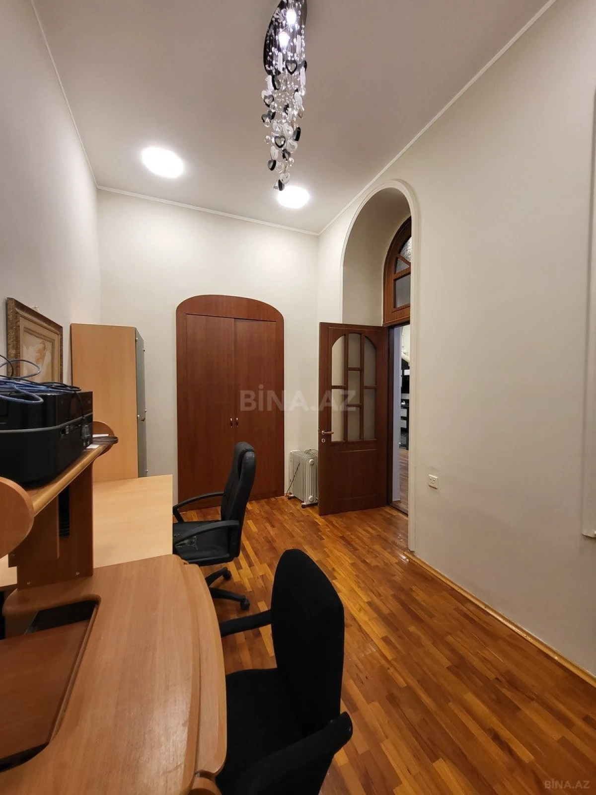 Kirayə verilir obyekt 125 m²