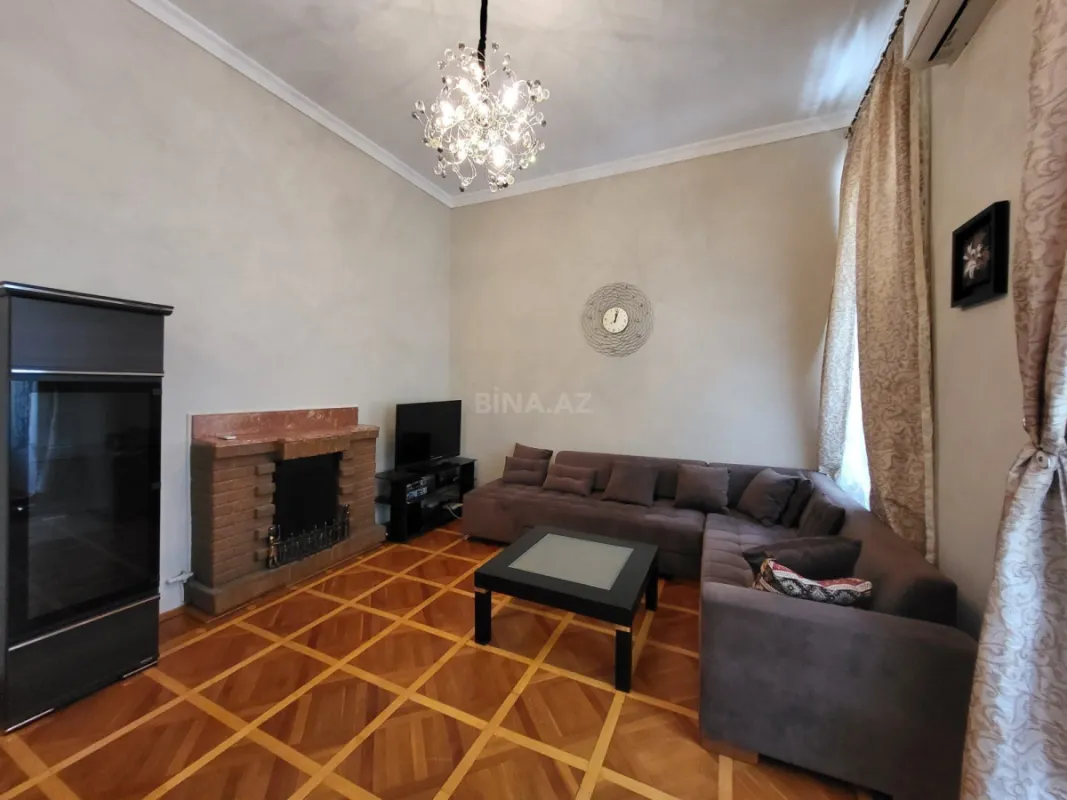 Kirayə verilir obyekt 125 m²