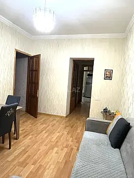 Satılır 3 otaqlı mənzil 76 m²