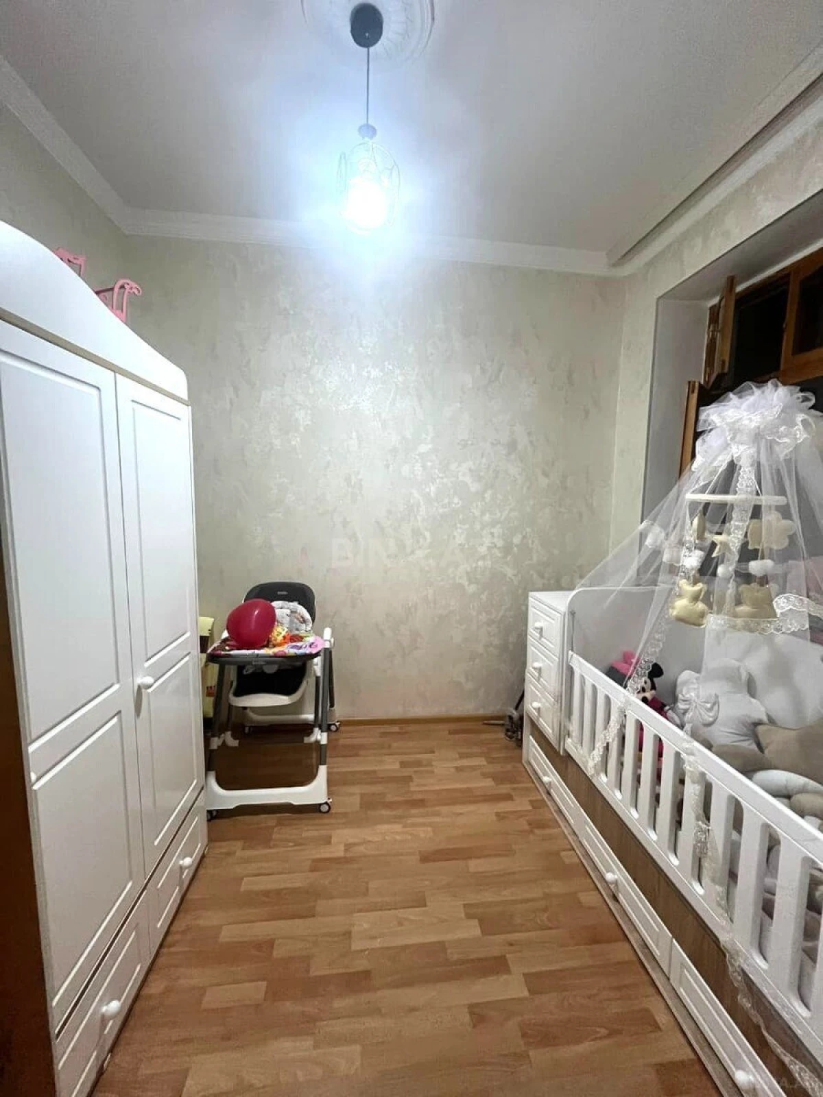 Satılır 3 otaqlı mənzil 76 m²
