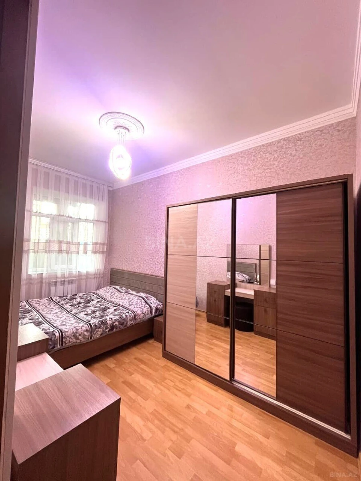 Satılır 3 otaqlı mənzil 76 m²