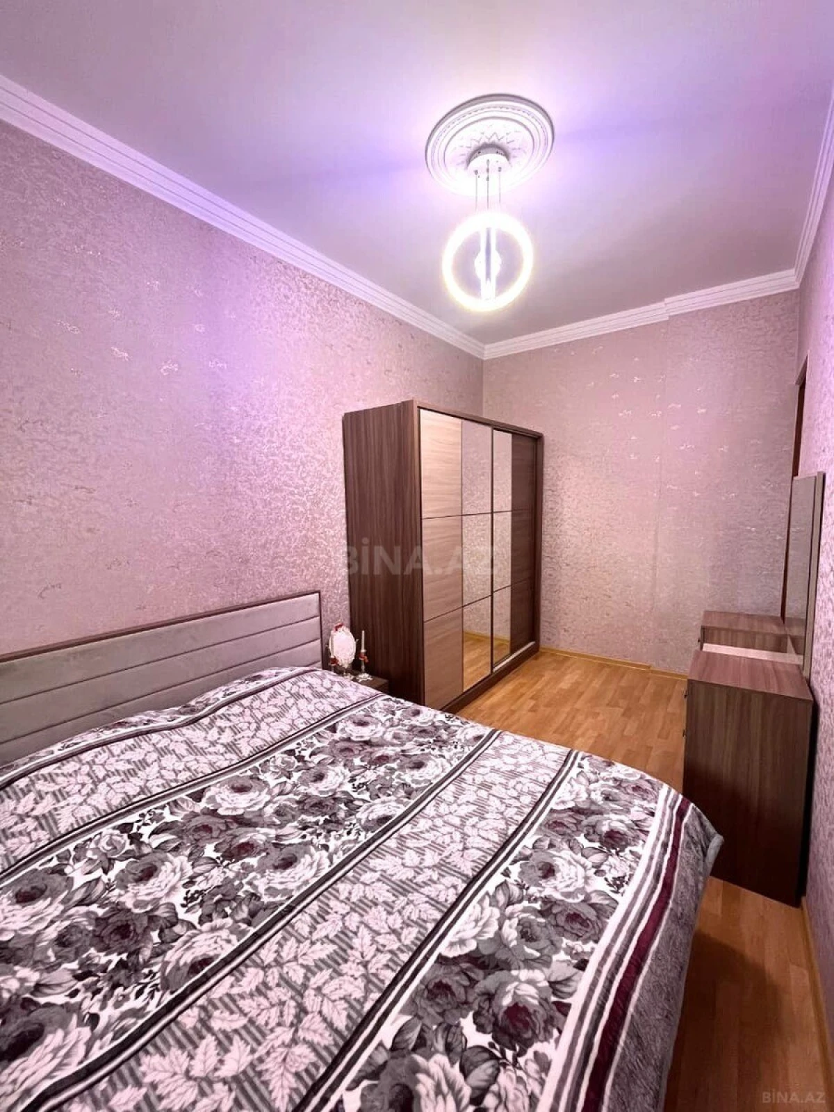 Satılır 3 otaqlı mənzil 76 m²