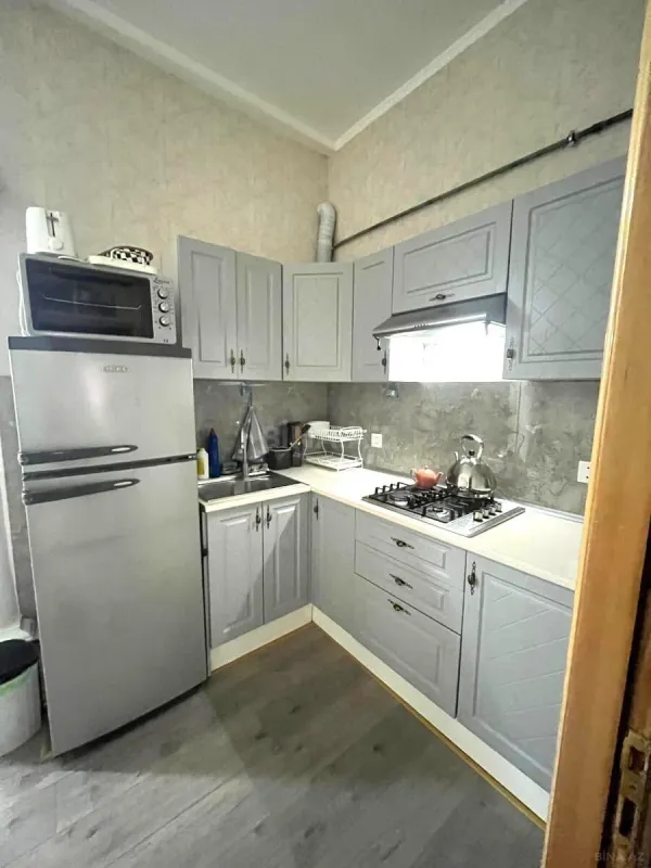 Satılır 3 otaqlı mənzil 76 m²
