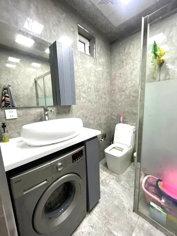 Satılır 3 otaqlı mənzil 76 m²