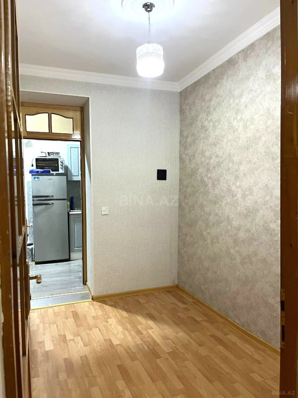 Satılır 3 otaqlı mənzil 76 m²