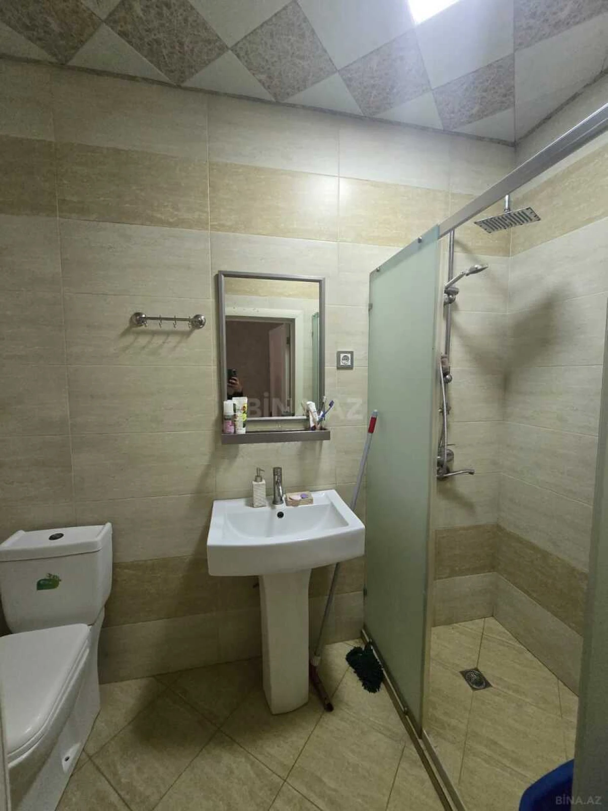 Satılır 2 otaqlı mənzil 66 m²