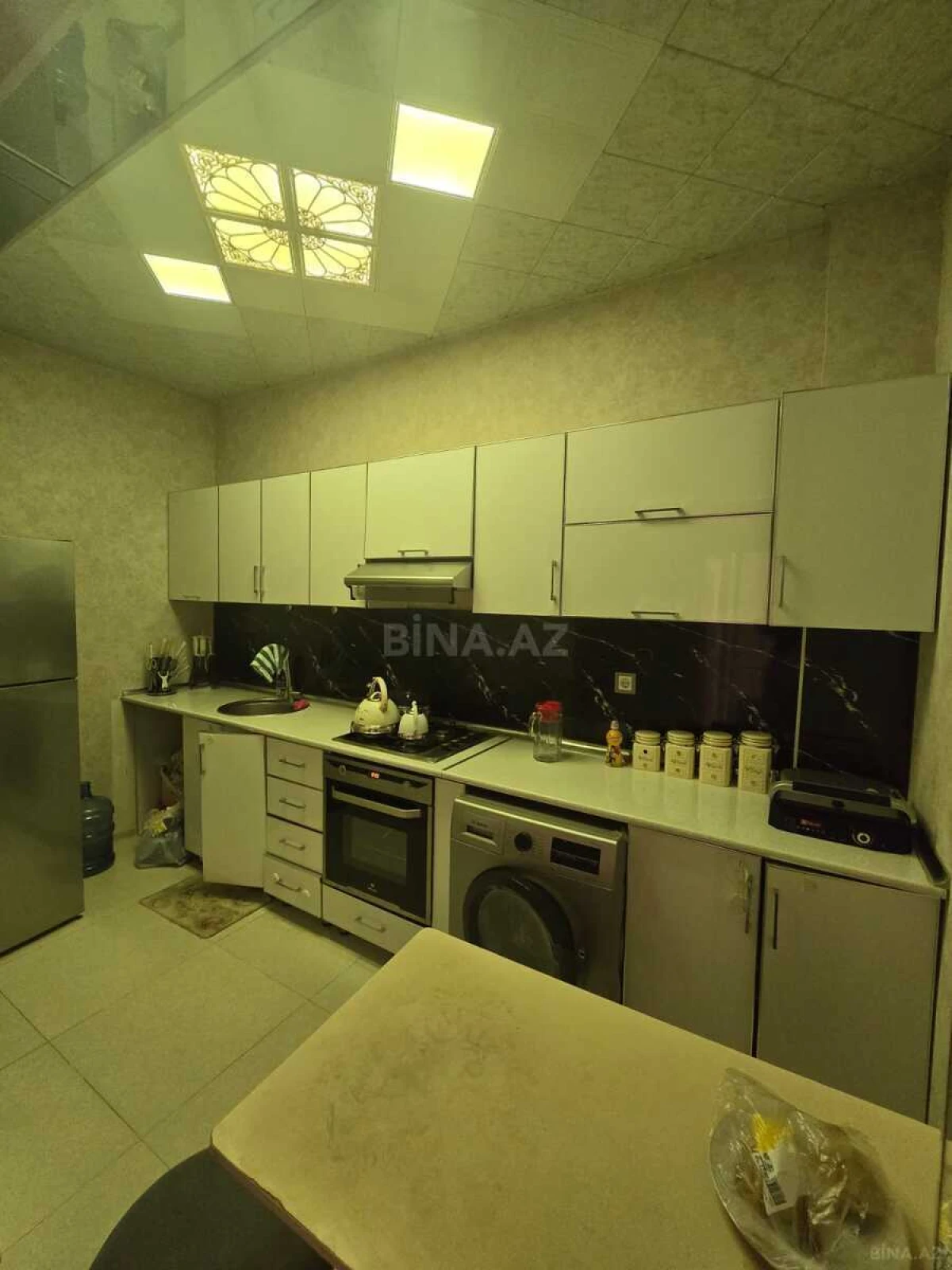 Satılır 2 otaqlı mənzil 66 m²