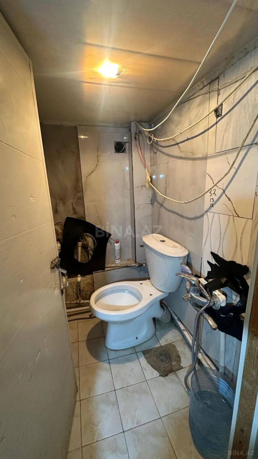 Satılır 2 otaqlı mənzil 63 m²