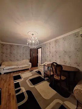 Kirayə verilir 2 otaqlı mənzil 45 m²