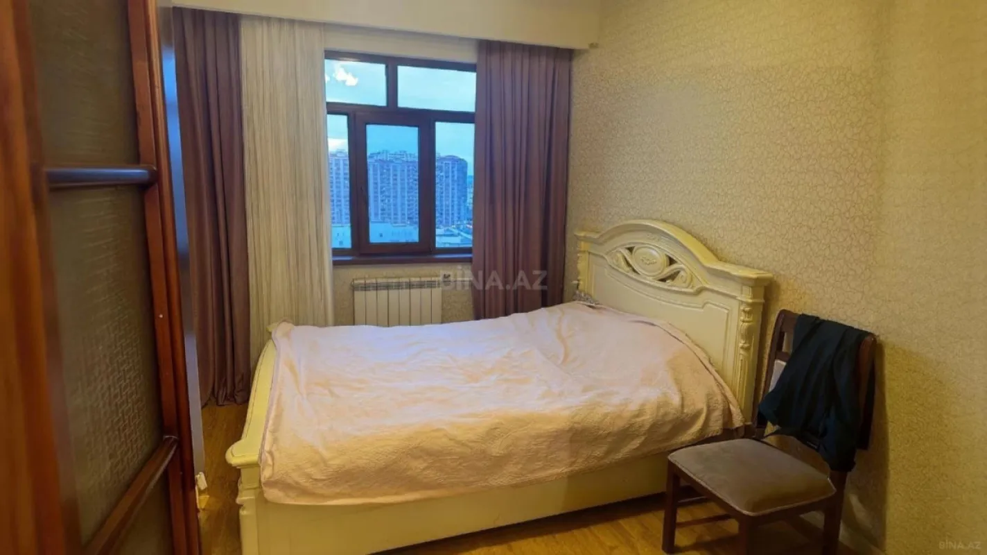 Satılır 3 otaqlı mənzil 85 m²