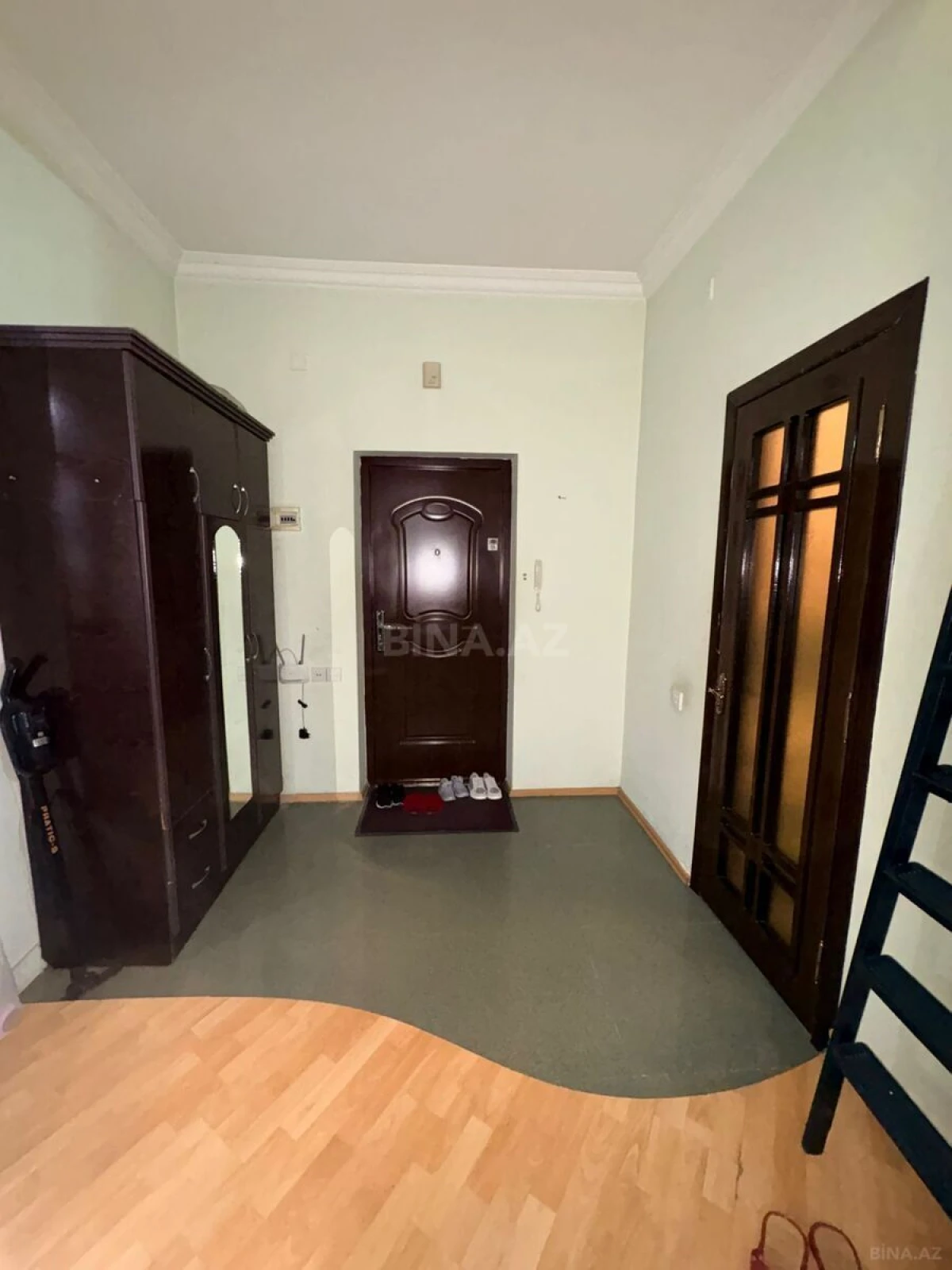 Kirayə verilir 2 otaqlı mənzil 60 m²