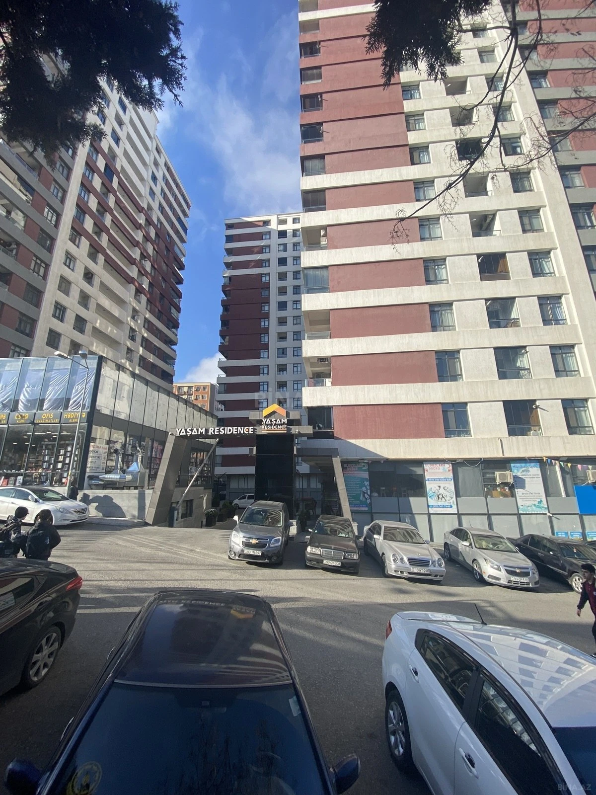 Kirayə verilir 2 otaqlı mənzil 60 m²