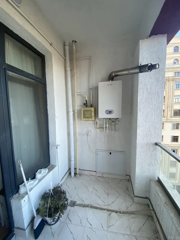 Kirayə verilir 2 otaqlı mənzil 60 m²