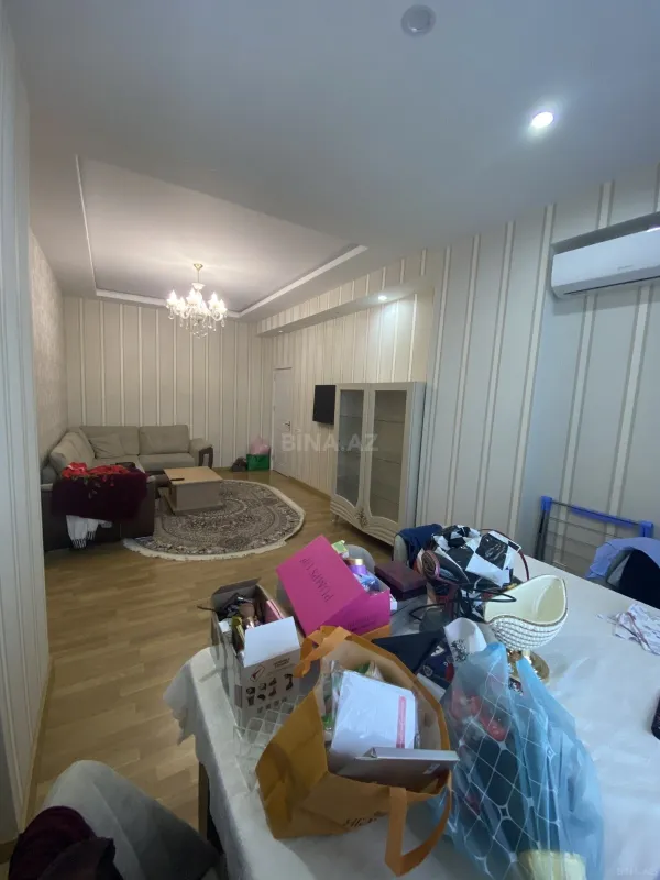 Kirayə verilir 2 otaqlı mənzil 60 m²