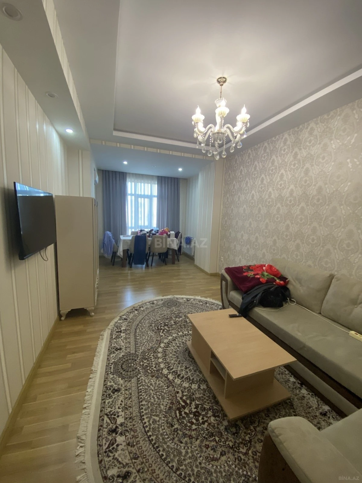 Kirayə verilir 2 otaqlı mənzil 60 m²