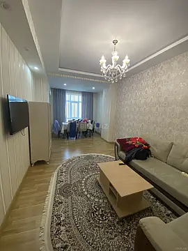 Kirayə verilir 2 otaqlı mənzil 60 m²