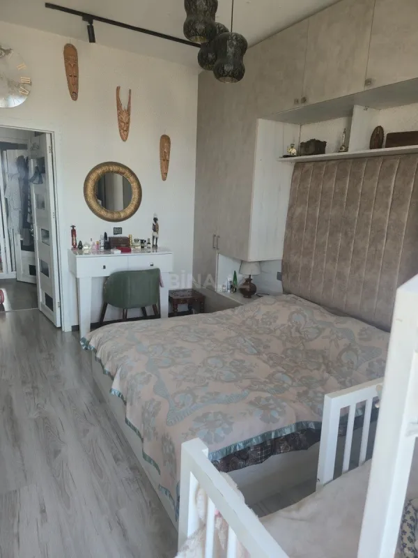 Satılır 2 otaqlı mənzil 67 m²