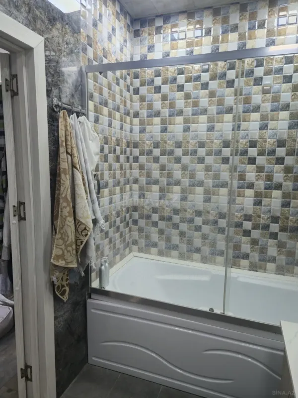 Satılır 2 otaqlı mənzil 67 m²