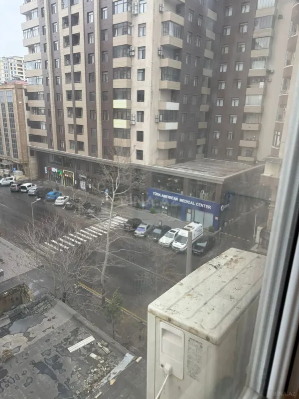 Kirayə verilir 3 otaqlı mənzil 105 m²