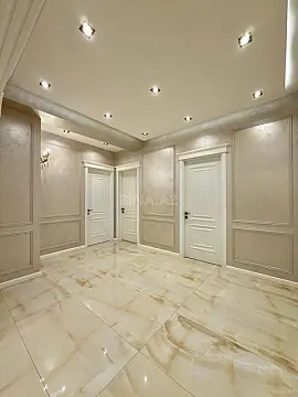Satılır 3 otaqlı mənzil 135 m²