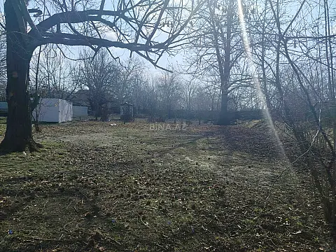 Satılır torpaq sahəsi 4 m²