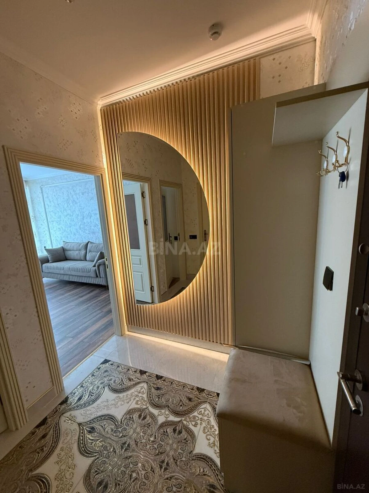 Kirayə verilir 2 otaqlı mənzil 53 m²