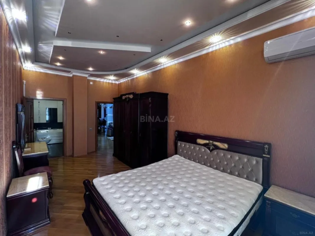 Kirayə verilir 3 otaqlı mənzil 145 m²