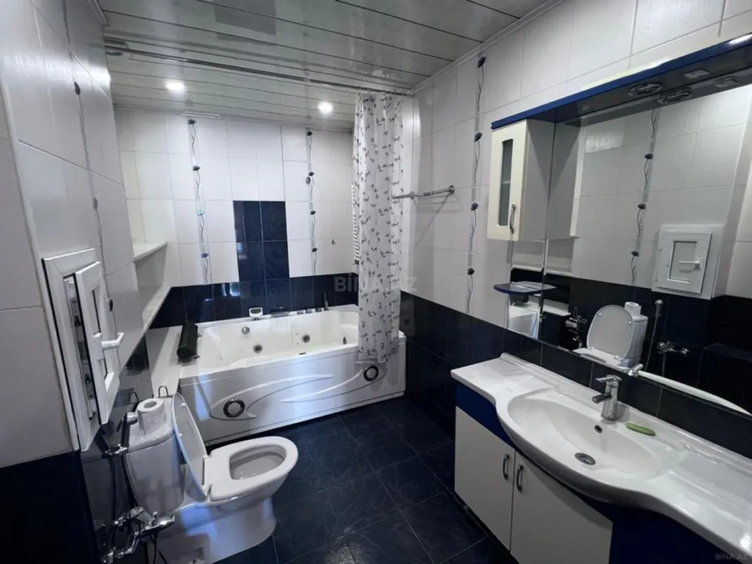 Kirayə verilir 3 otaqlı mənzil 145 m²