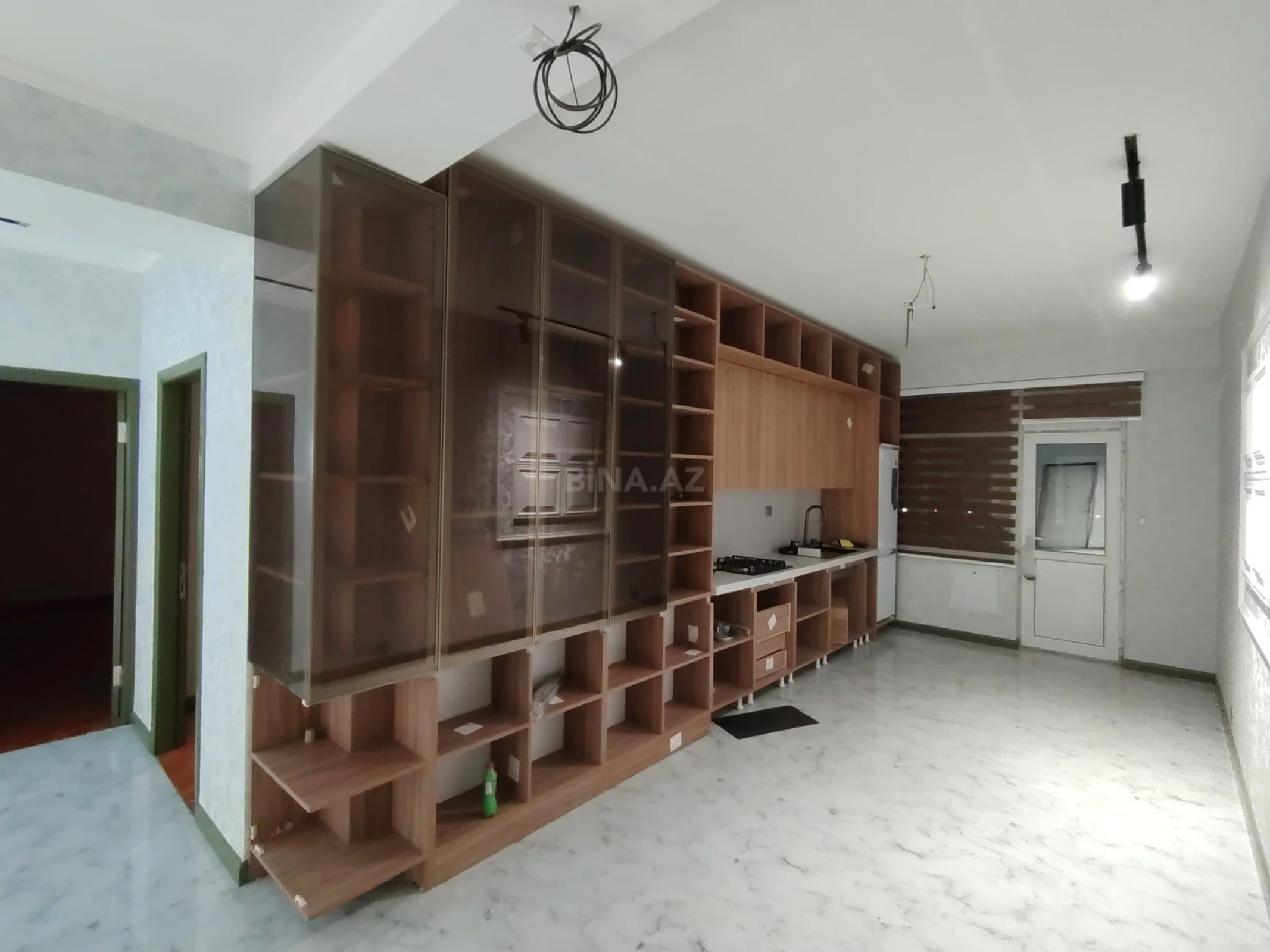 Satılır 3 otaqlı mənzil 117 m²