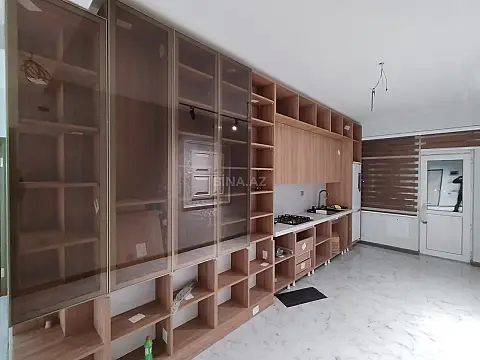 Satılır 3 otaqlı mənzil 117 m² — Bakı, Memar Əcəmi yanı 3 otaq 117.00 m²