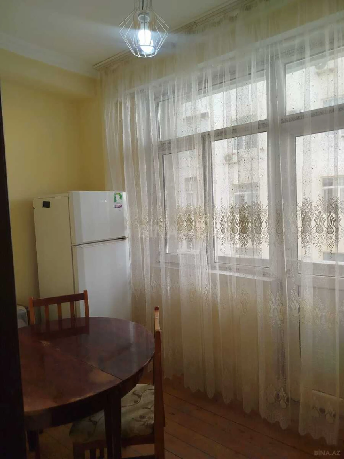 Kirayə verilir 2 otaqlı mənzil 45 m²