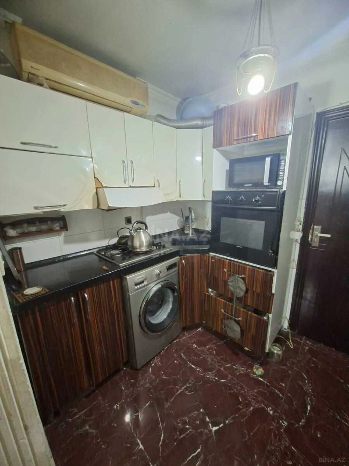 Satılır 2 otaqlı mənzil 68 m²