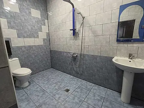 Kirayə verilir 2 otaqlı mənzil 98 m²