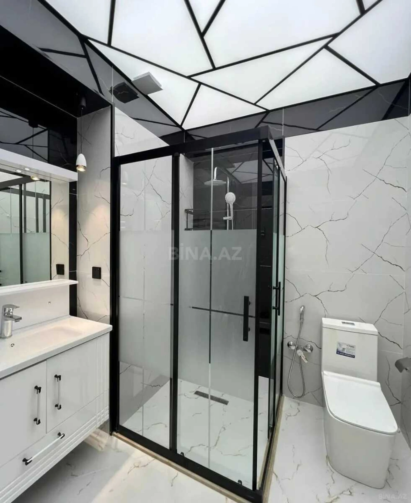 Kirayə verilir 2 otaqlı mənzil 60 m²