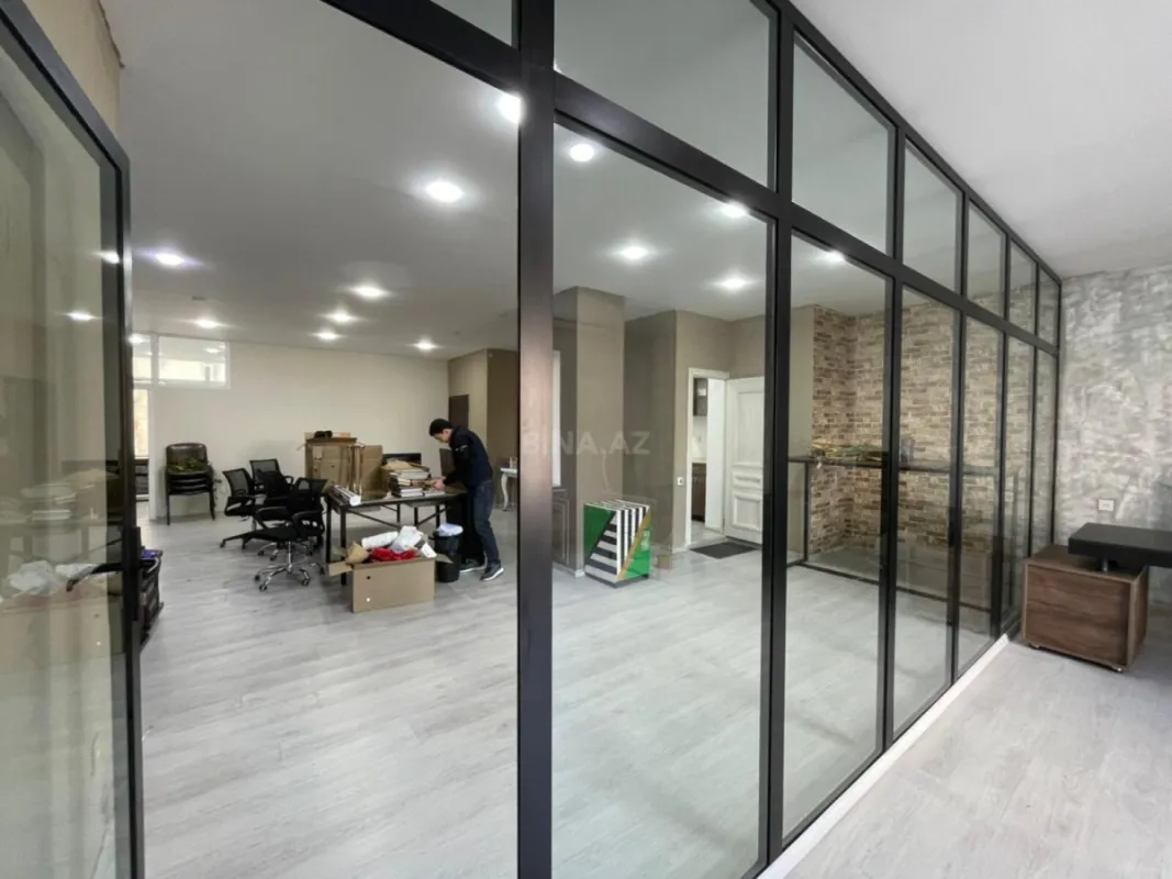 Kirayə verilir 3 otaqlı ofis 100 m²
