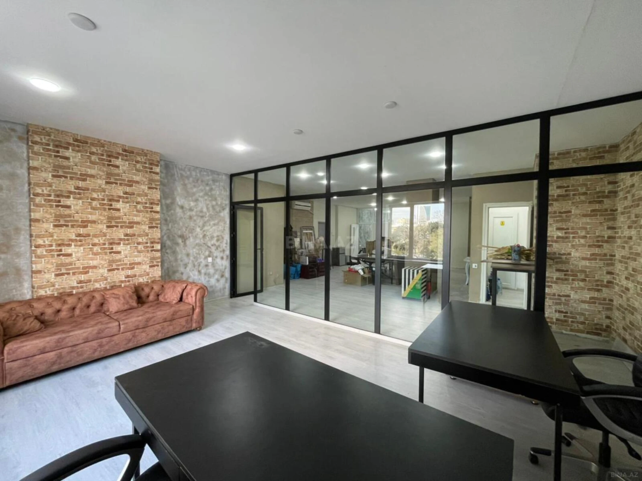 Kirayə verilir 3 otaqlı ofis 100 m²