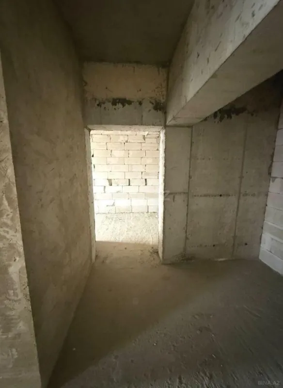 Satılır 3 otaqlı mənzil 127 m²