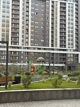 Satılır 3 otaqlı mənzil 127 m²