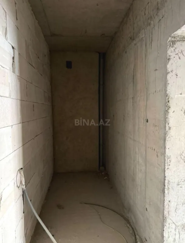 Satılır 3 otaqlı mənzil 127 m²
