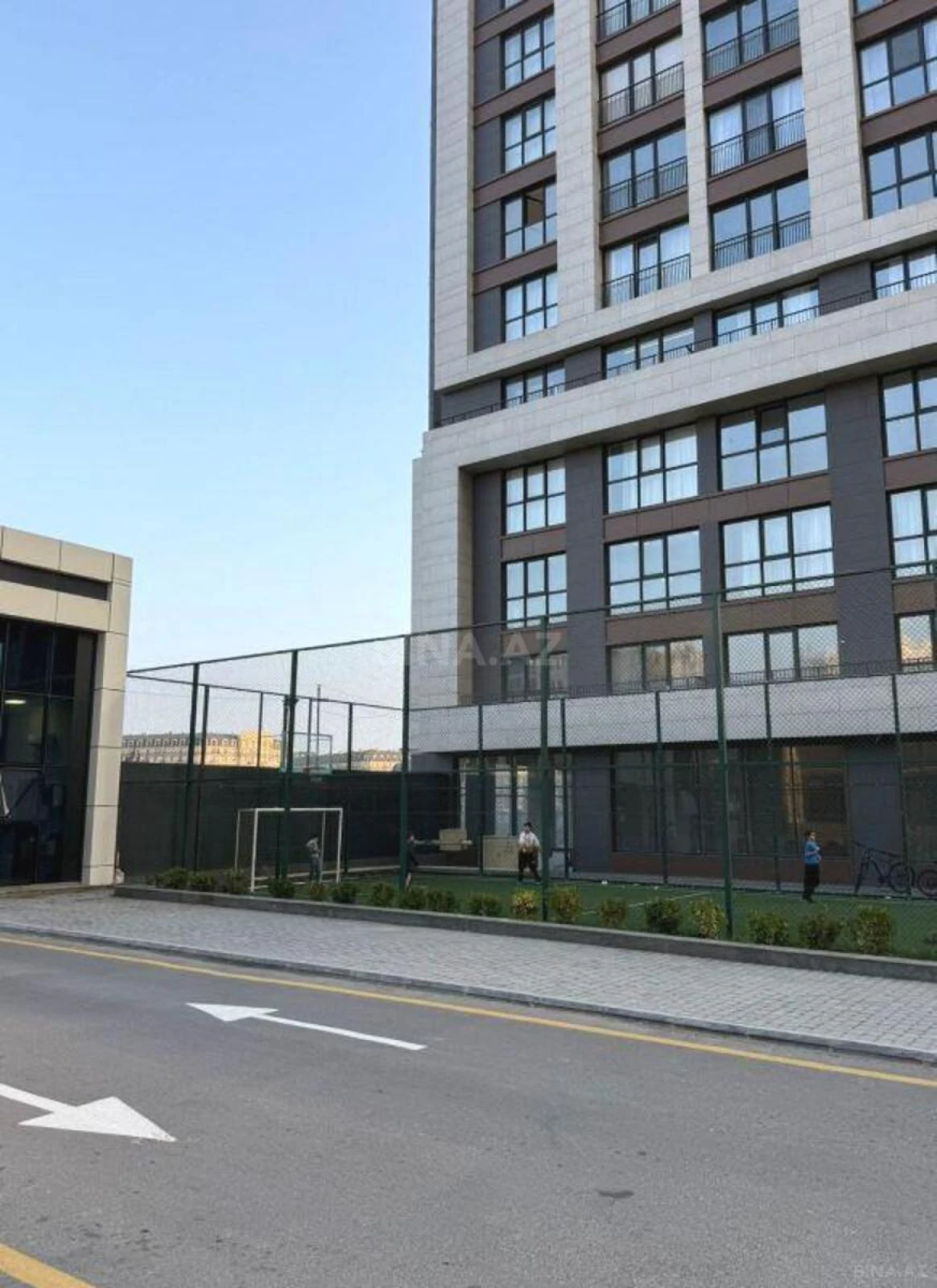 Satılır 3 otaqlı mənzil 127 m²