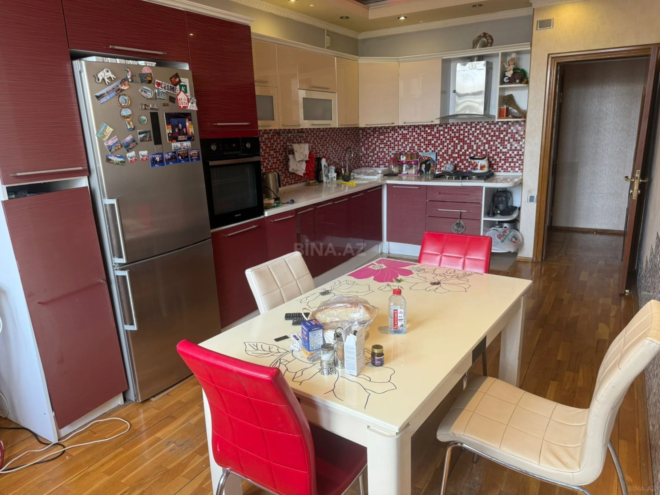 Satılır 3 otaqlı mənzil 125 m²