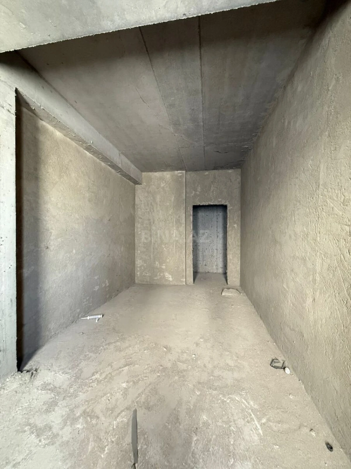 Satılır 3 otaqlı mənzil 158 m²