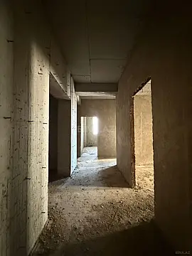 Satılır 3 otaqlı mənzil 158 m²