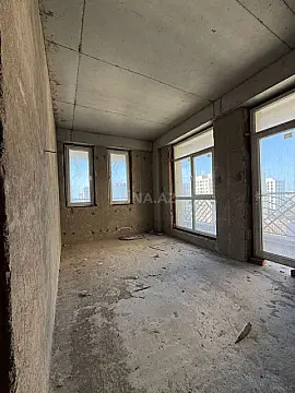 Satılır 3 otaqlı mənzil 158 m²