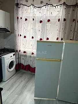 Kirayə verilir 2 otaqlı mənzil 72 m²